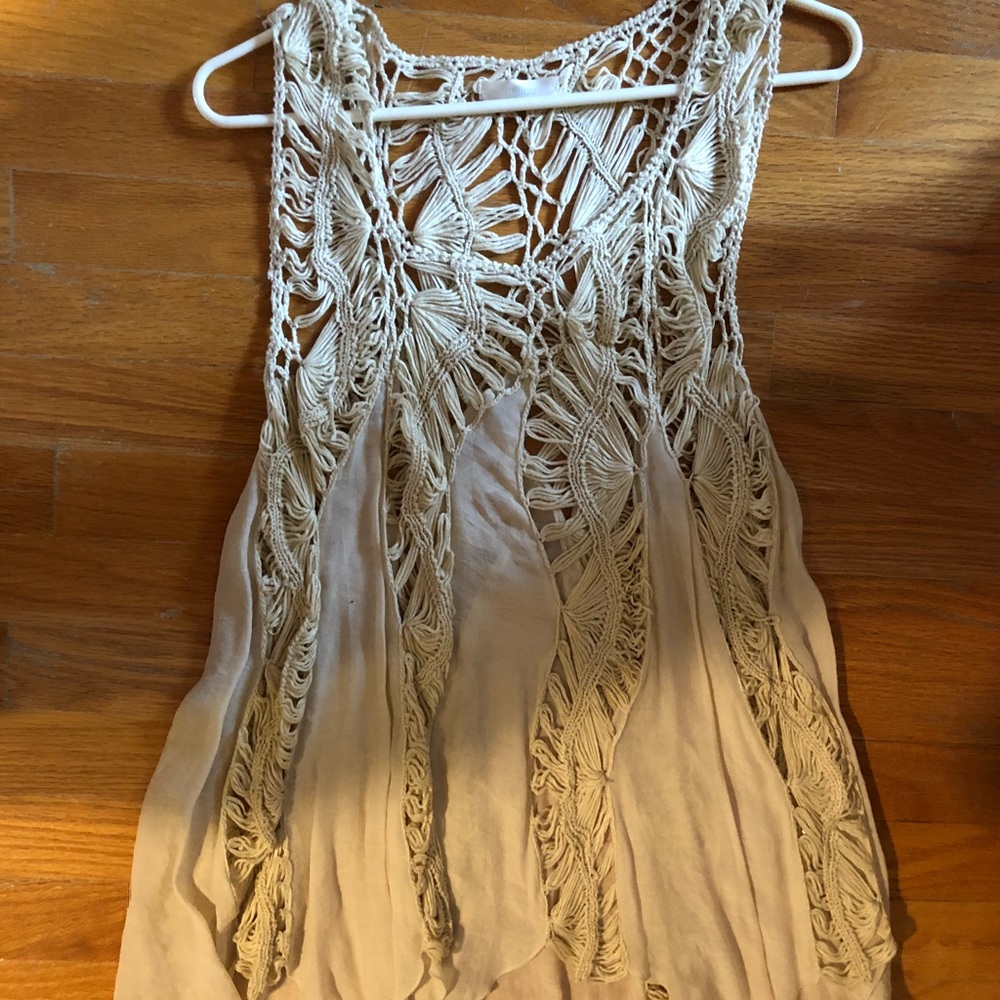 Millau beige top